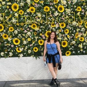 Meet your Posher, Marissa